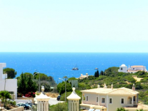 Algarve's Holiday Home with Sea View